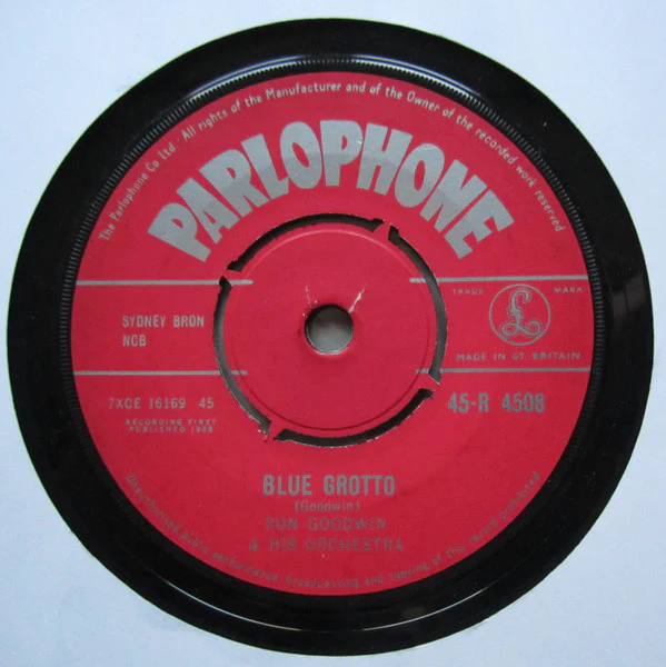 Ron Goodwin* - Latin Lovers (7") - Image 2