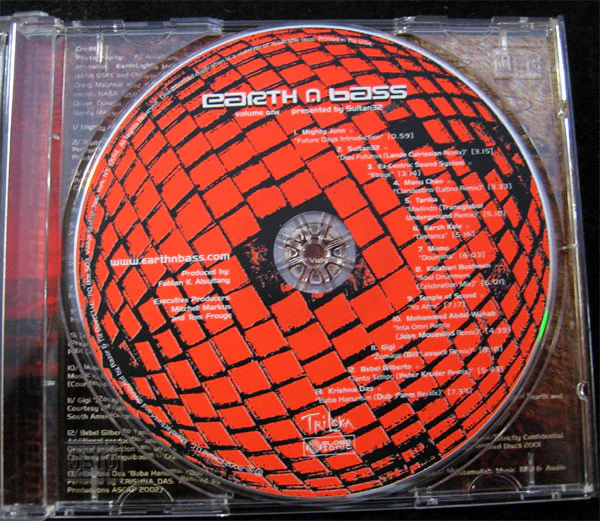 Various - Earth And Bass Volume One (CD, Comp) - Image 3